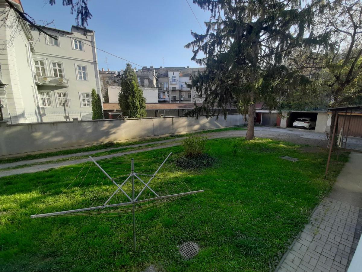 Apartman Kod Kestena Osijek Extérieur photo