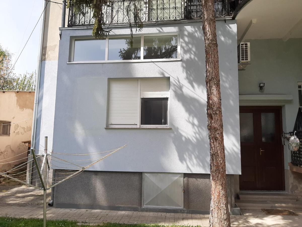 Apartman Kod Kestena Osijek Extérieur photo