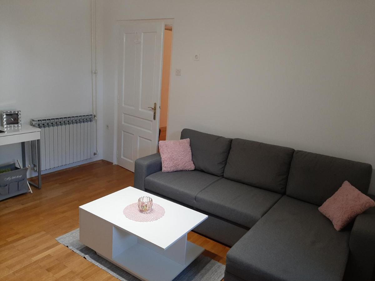 Apartman Kod Kestena Osijek Extérieur photo